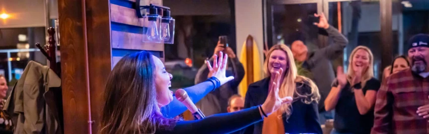 9 Best Nightlife Hotspots in Ventura, CA