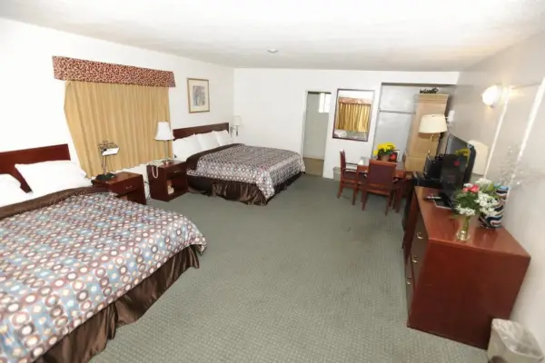 Victoria Motel 9